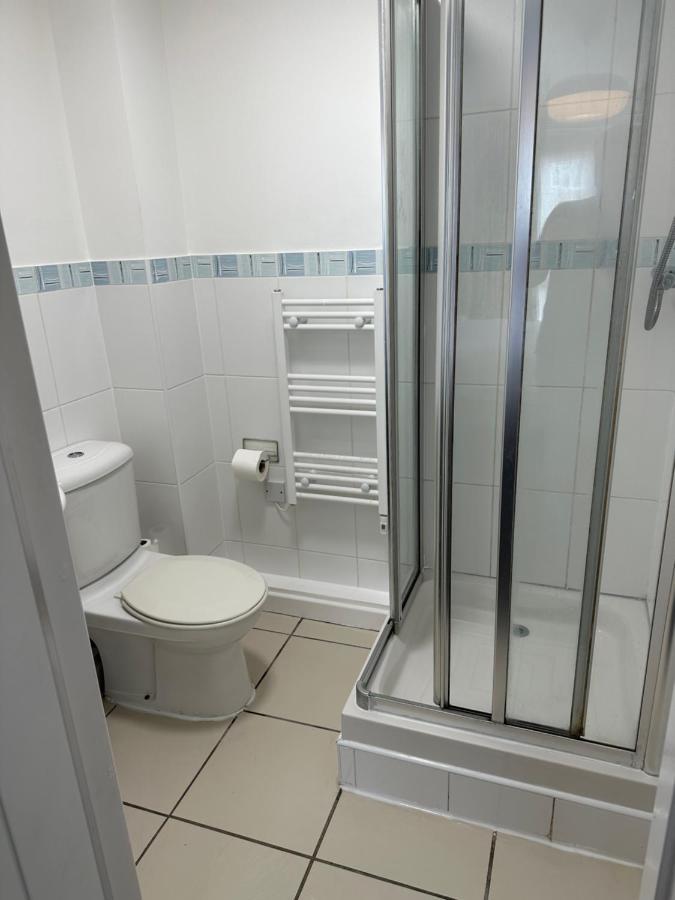 Superb 2 Bed 2 Bathroom Free Parking ダービー エクステリア 写真